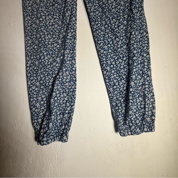 J.Crew Crewcuts Girls’ Blue & White Floral Ruffle Romper – Size 10 – EUC - Picture 14 of 15